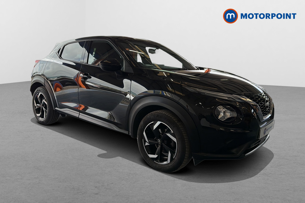 Nissan Juke N-Connecta Manual Petrol SUV - Stock Number (1660471) - Drivers side front corner