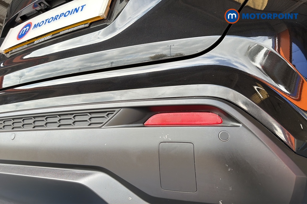 Nissan Juke N-Connecta Manual Petrol SUV - Stock Number (1660471) - 39th supplementary image