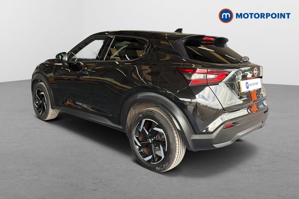 Nissan Juke N-Connecta Manual Petrol SUV - Stock Number (1660471) - Drivers side rear corner