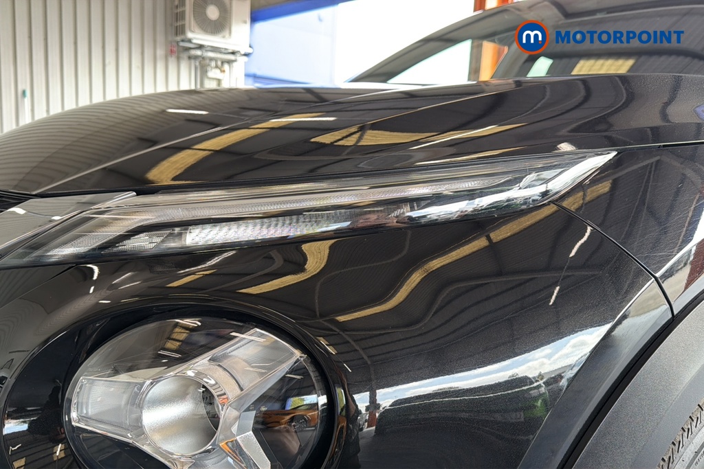 Nissan Juke N-Connecta Manual Petrol SUV - Stock Number (1660471) - 42nd supplementary image
