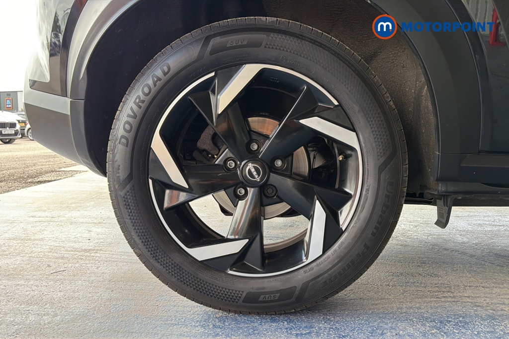 Nissan Juke N-Connecta Manual Petrol SUV - Stock Number (1660471) - 46th supplementary image