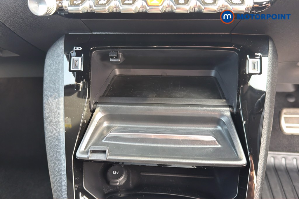 Peugeot 2008 GT Automatic Petrol SUV - Stock Number (1660870) - 17th supplementary image