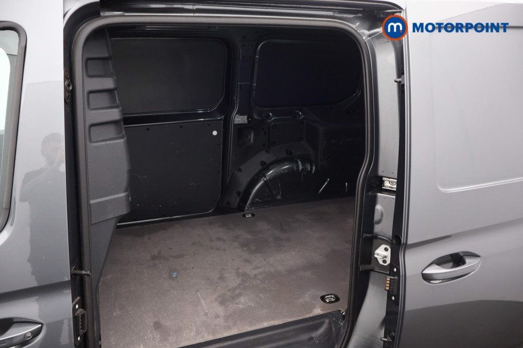 Ford Transit Connect Limited Automatic Petrol Plug-In Hybrid Panel Van - Stock Number (1661558) - 21st supplementary image