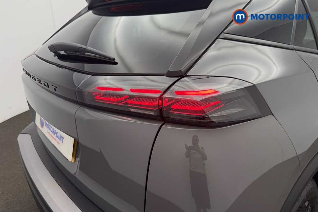 Peugeot 2008 Allure Manual Petrol SUV - Stock Number (1661632) - 18th supplementary image
