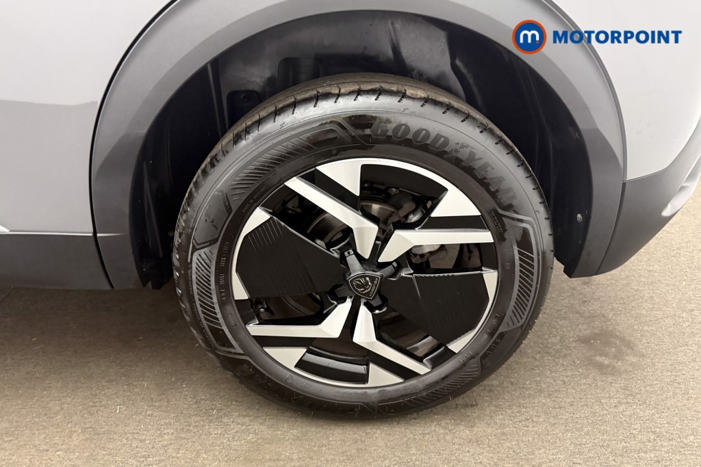 Peugeot 2008 Allure Manual Petrol SUV - Stock Number (1661632) - 24th supplementary image