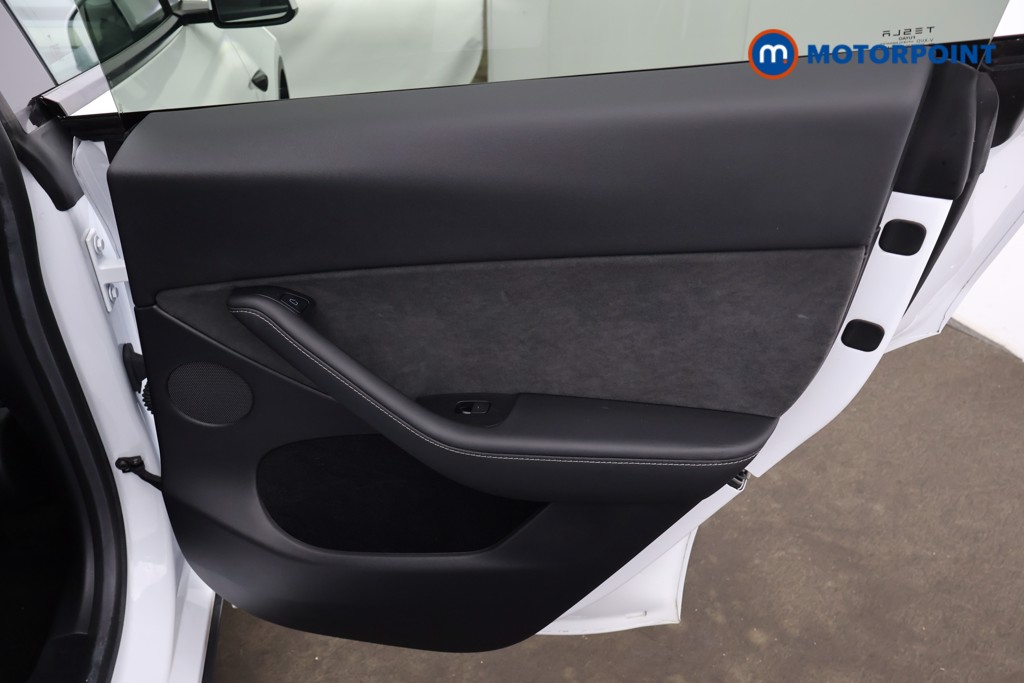 Tesla Model Y Rwd 5Dr Auto Automatic Electric SUV - Stock Number (1661723) - 17th supplementary image