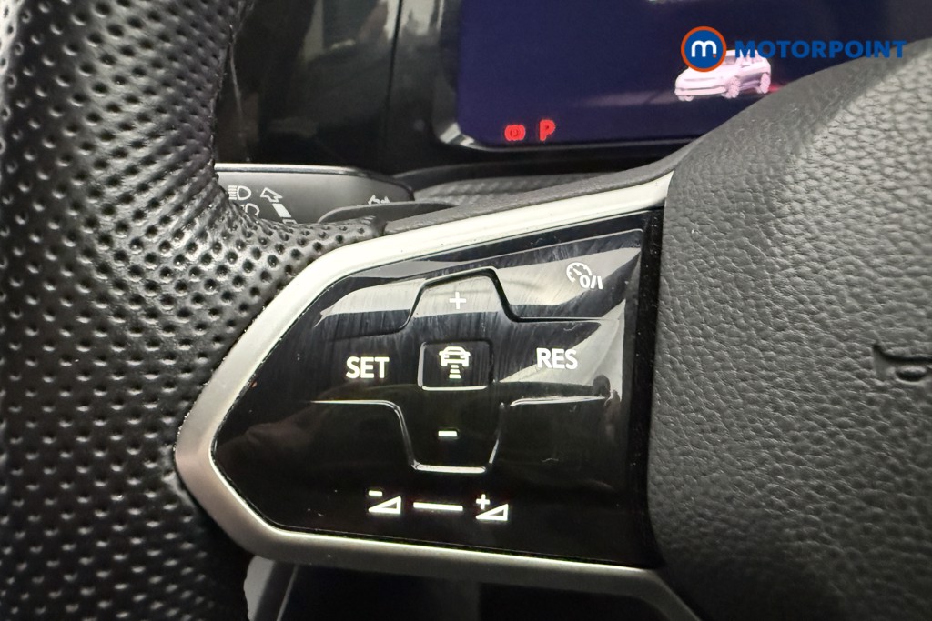 Volkswagen Golf R-Line Automatic Petrol Hatchback - Stock Number (1661778) - 14th supplementary image