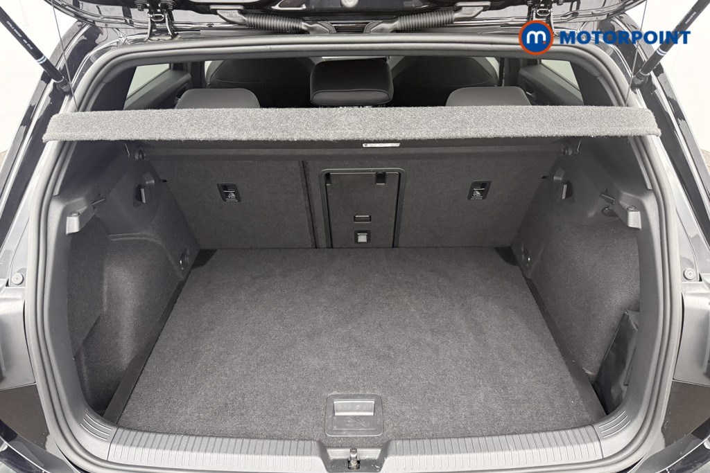 Volkswagen Golf R-Line Automatic Petrol Hatchback - Stock Number (1661778) - 21st supplementary image