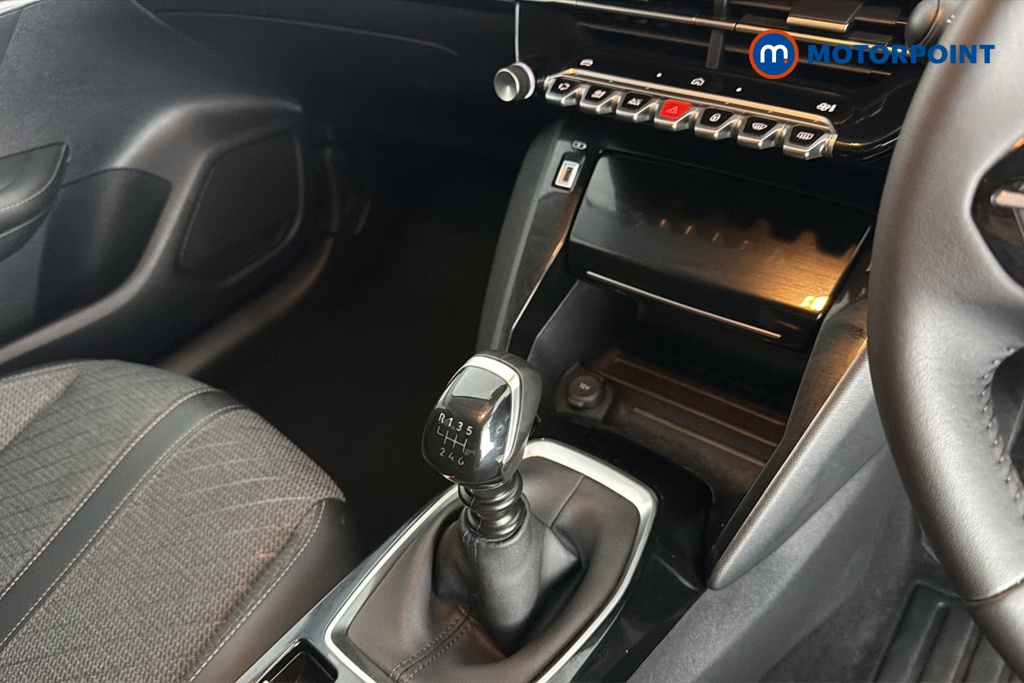 Peugeot 208 Allure Manual Petrol Hatchback - Stock Number (1662069) - 15th supplementary image
