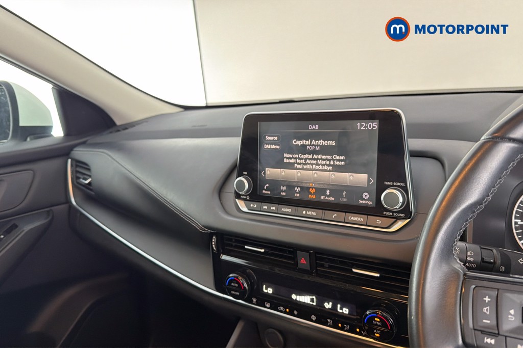 Nissan Qashqai Acenta Premium Manual Petrol SUV - Stock Number (1662102) - 9th supplementary image