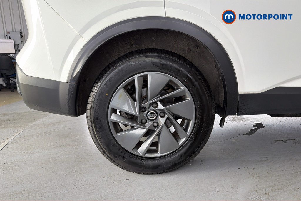 Nissan Qashqai Acenta Premium Manual Petrol SUV - Stock Number (1662102) - 49th supplementary image
