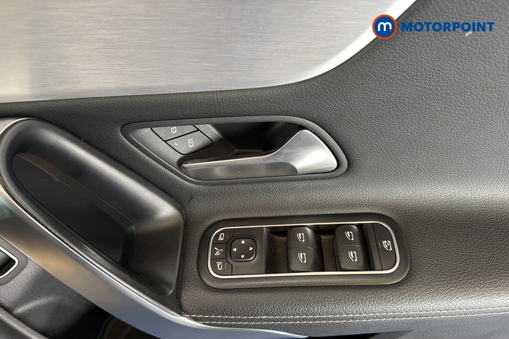 Mercedes-Benz CLA Amg Line Automatic Petrol Estate - Stock Number (1662139) - 19th supplementary image