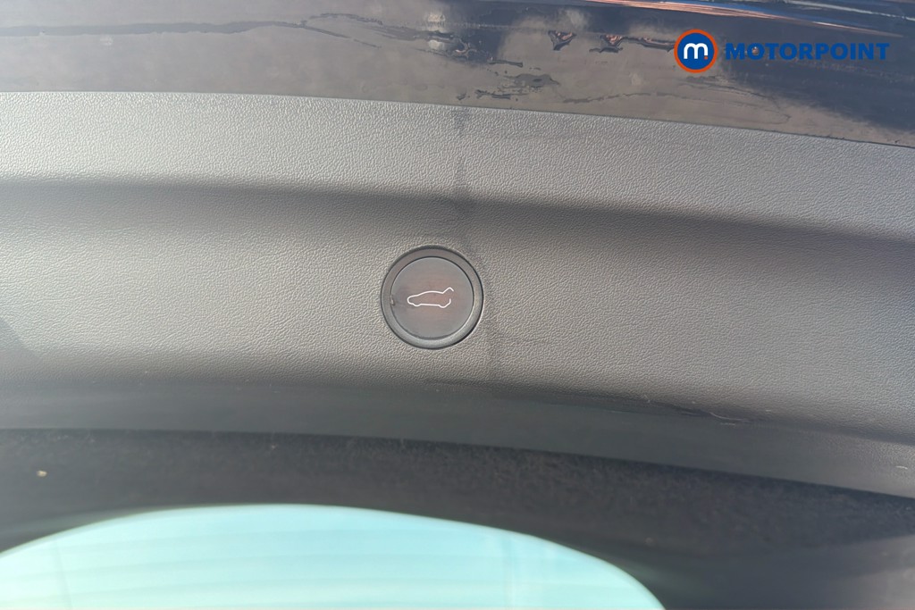 Tesla Model Y Long Range Automatic Electric SUV - Stock Number (1662216) - 35th supplementary image