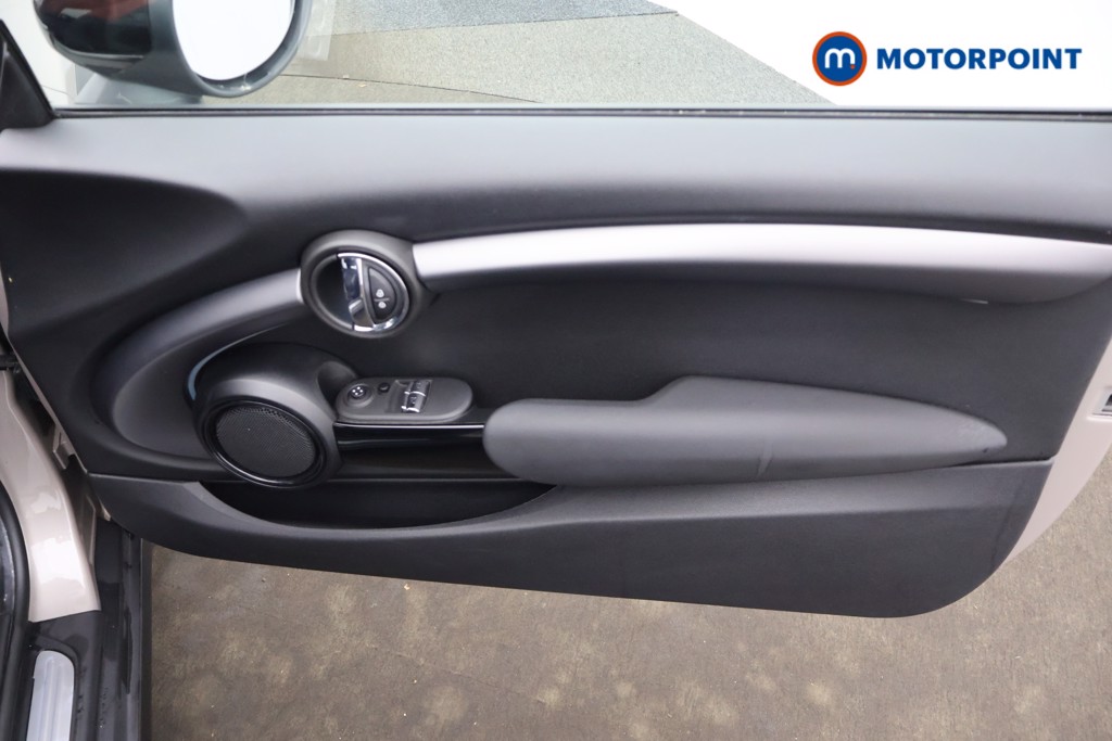 Mini Hatchback Cooper S Exclusive Automatic Petrol Hatchback - Stock Number (1662230) - 14th supplementary image