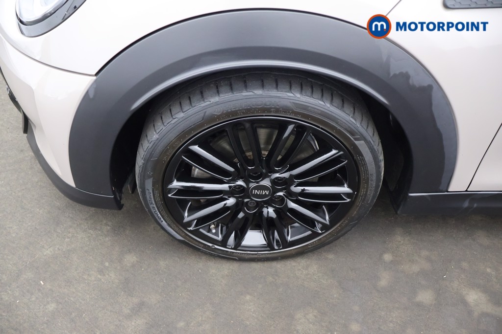 Mini Hatchback Cooper S Exclusive Automatic Petrol Hatchback - Stock Number (1662230) - 1st supplementary image