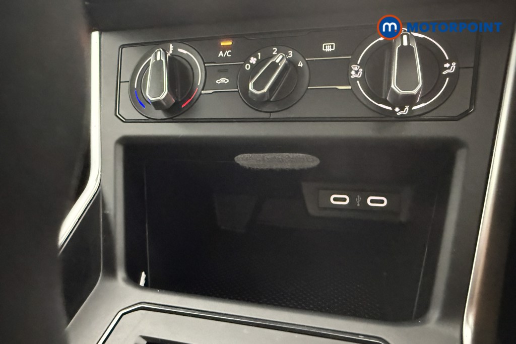Volkswagen Polo Life Manual Petrol Hatchback - Stock Number (1662512) - 14th supplementary image