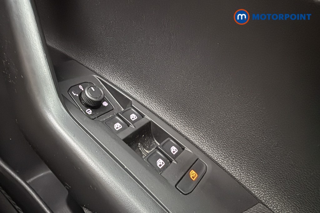 Volkswagen Polo Life Manual Petrol Hatchback - Stock Number (1662512) - 15th supplementary image