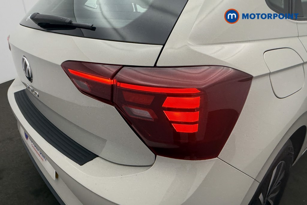 Volkswagen Polo Life Manual Petrol Hatchback - Stock Number (1662512) - 17th supplementary image