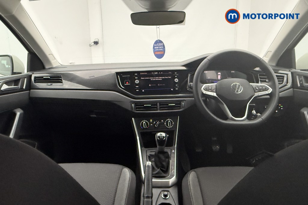 Volkswagen Polo Life Manual Petrol Hatchback - Stock Number (1662512) - 1st supplementary image