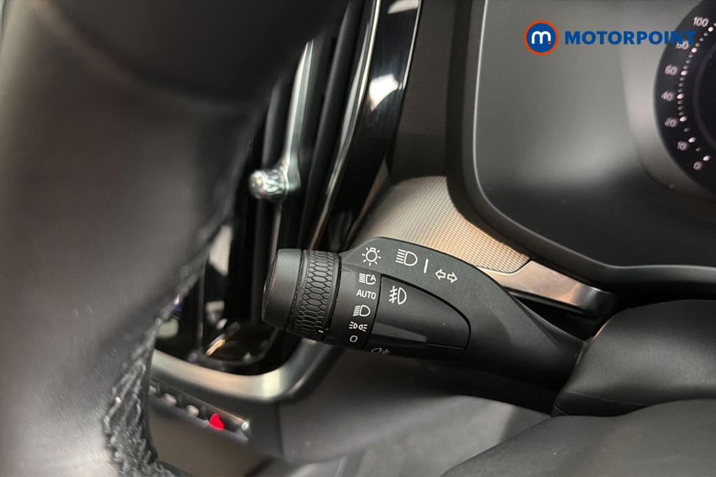 Volvo V60 Plus Automatic Petrol Estate - Stock Number (1662721) - 5th supplementary image