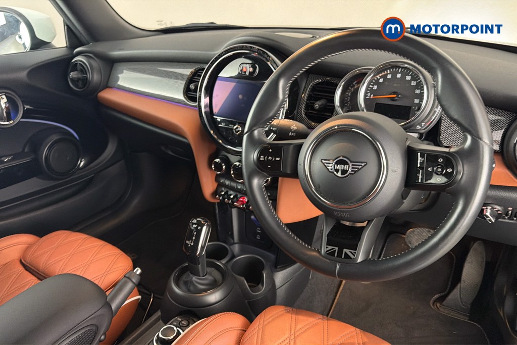 Mini Hatchback Cooper Exclusive Automatic Petrol Hatchback - Stock Number (1663327) - 2nd supplementary image