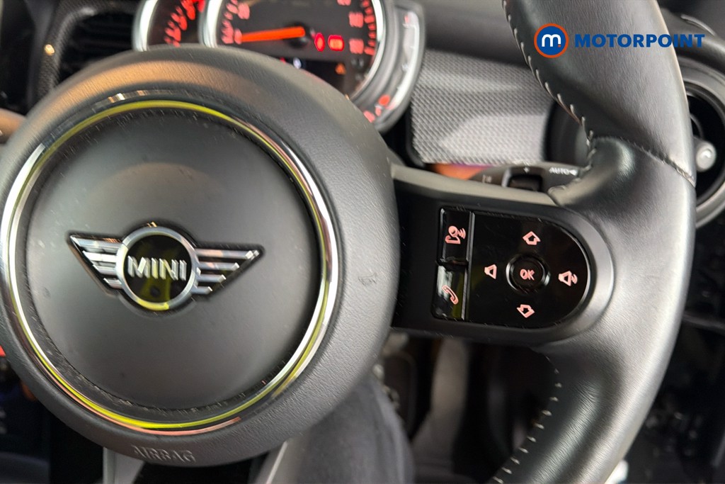 Mini Hatchback Cooper Exclusive Automatic Petrol Hatchback - Stock Number (1663327) - 4th supplementary image