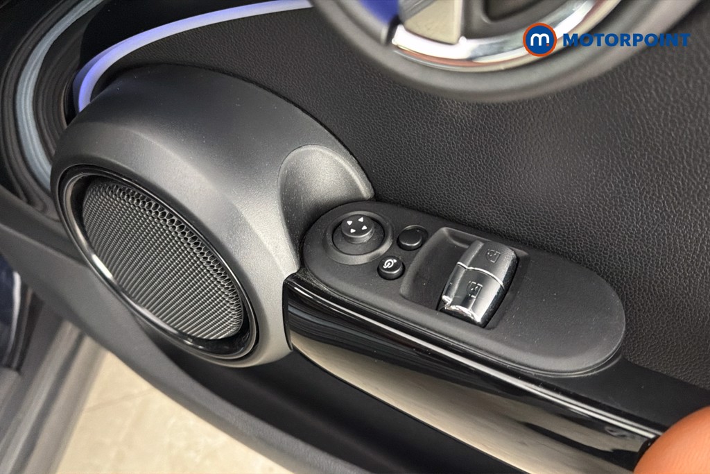 Mini Hatchback Cooper Exclusive Automatic Petrol Hatchback - Stock Number (1663327) - 20th supplementary image