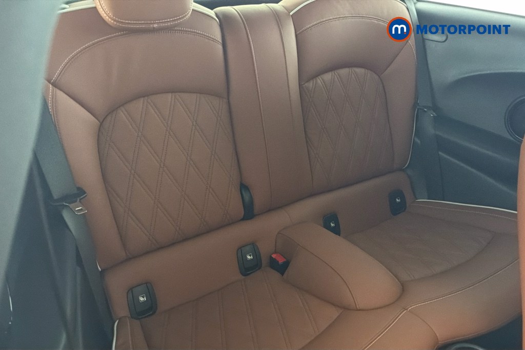 Mini Hatchback Cooper Exclusive Automatic Petrol Hatchback - Stock Number (1663327) - 23rd supplementary image