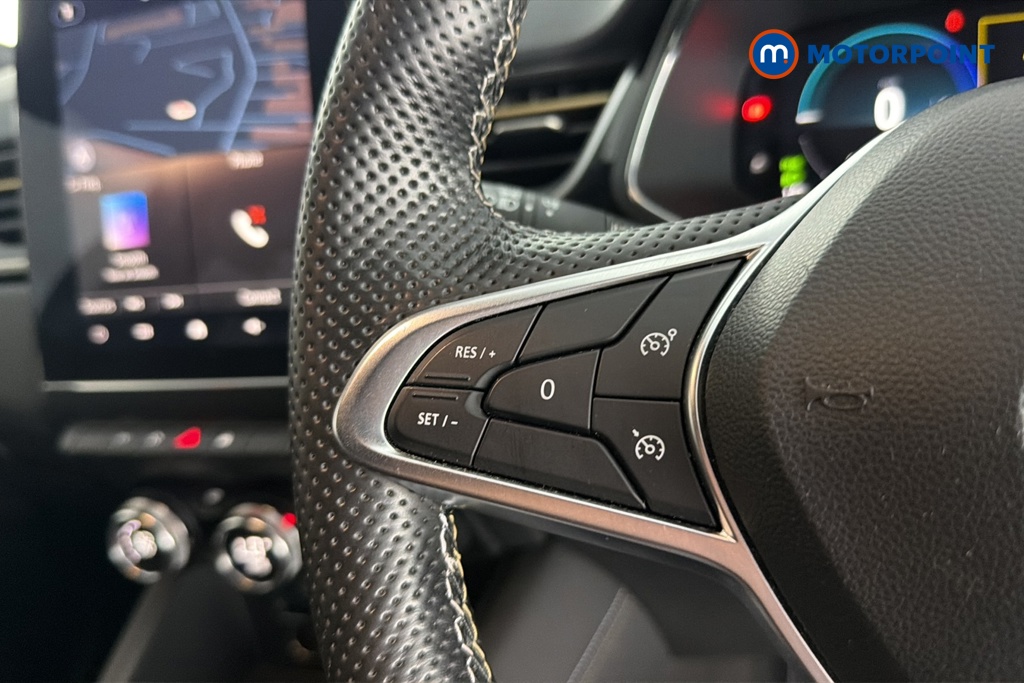 Renault Captur Engineered Automatic Petrol-Electric Hybrid SUV - Stock Number (1663363) - 4th supplementary image