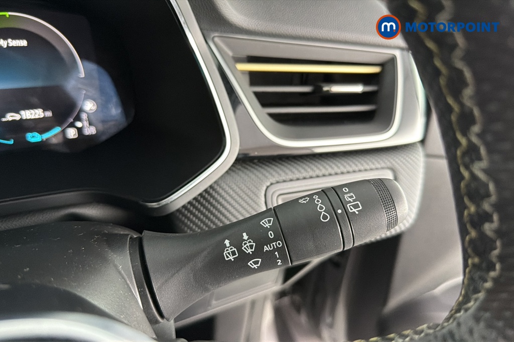Renault Captur Engineered Automatic Petrol-Electric Hybrid SUV - Stock Number (1663363) - 6th supplementary image