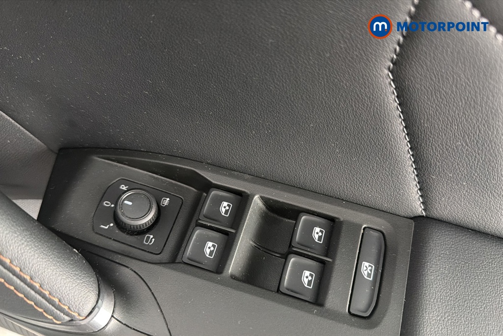 Cupra Leon V1 Design Edition Automatic Petrol Hatchback - Stock Number (1663380) - 19th supplementary image