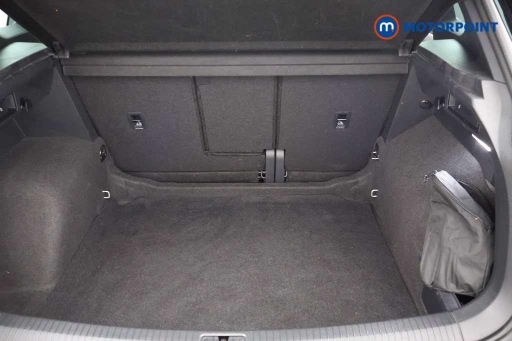 Volkswagen Tiguan R-Line Automatic Petrol SUV - Stock Number (1663501) - 19th supplementary image