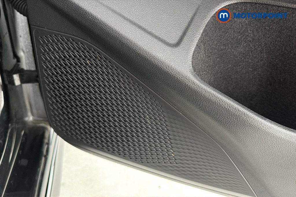 Volkswagen Golf R-Line Manual Petrol Hatchback - Stock Number (1663540) - 21st supplementary image
