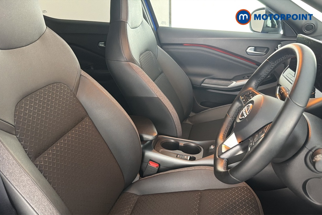Nissan Juke N-Connecta Manual Petrol SUV - Stock Number (1663562) - 22nd supplementary image