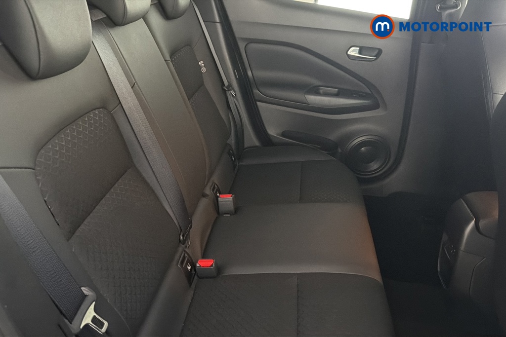 Nissan Juke N-Connecta Manual Petrol SUV - Stock Number (1663562) - 25th supplementary image