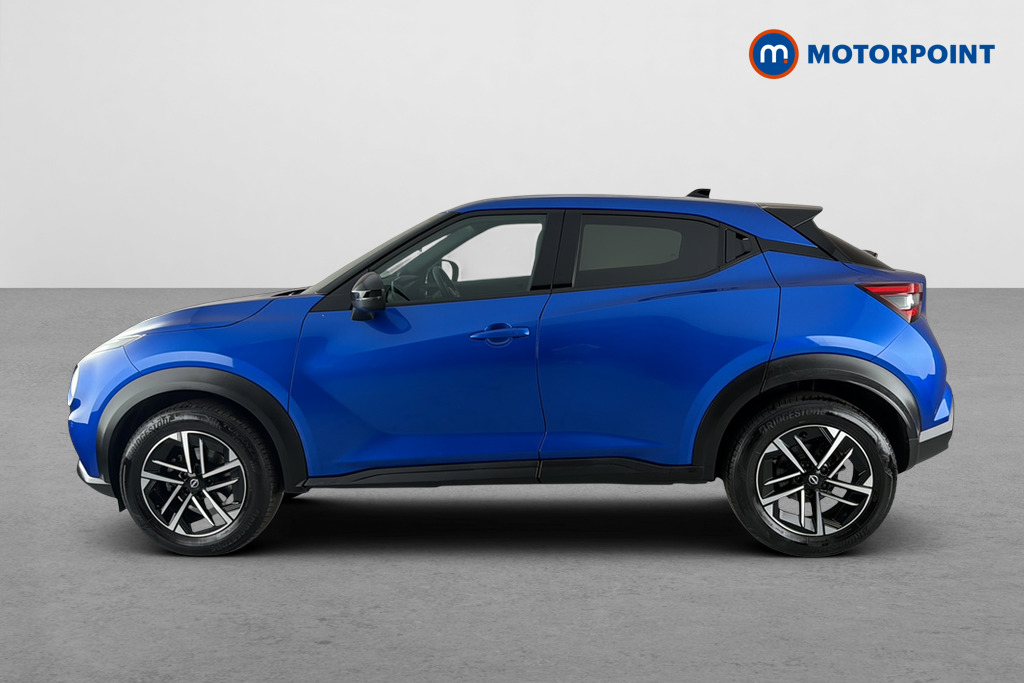 Nissan Juke N-Connecta Manual Petrol SUV - Stock Number (1663562) - Drivers side