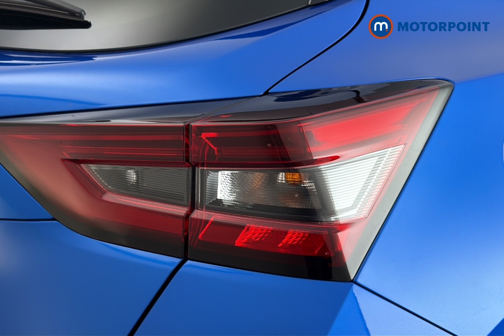 Nissan Juke N-Connecta Manual Petrol SUV - Stock Number (1663562) - 36th supplementary image