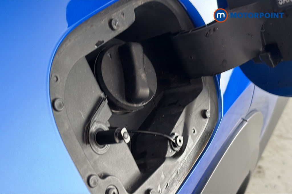 Nissan Juke N-Connecta Manual Petrol SUV - Stock Number (1663562) - 41st supplementary image