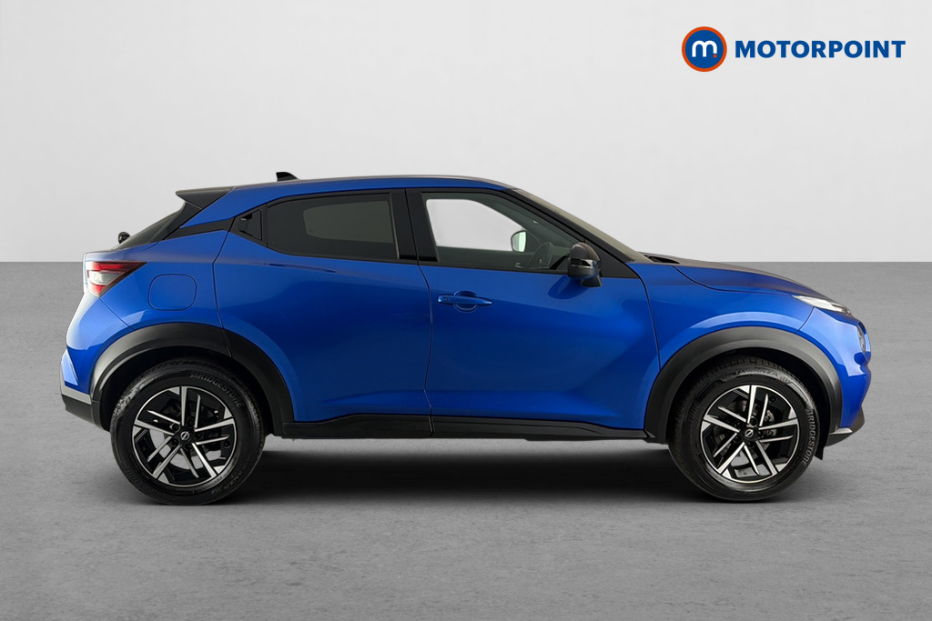 Nissan Juke N-Connecta Manual Petrol SUV - Stock Number (1663562) - Passenger side