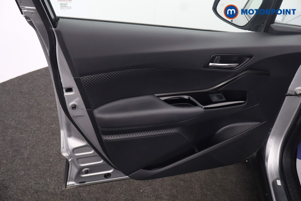 Toyota C-Hr Design Automatic Petrol-Electric Hybrid SUV - Stock Number (1663632) - 33rd supplementary image