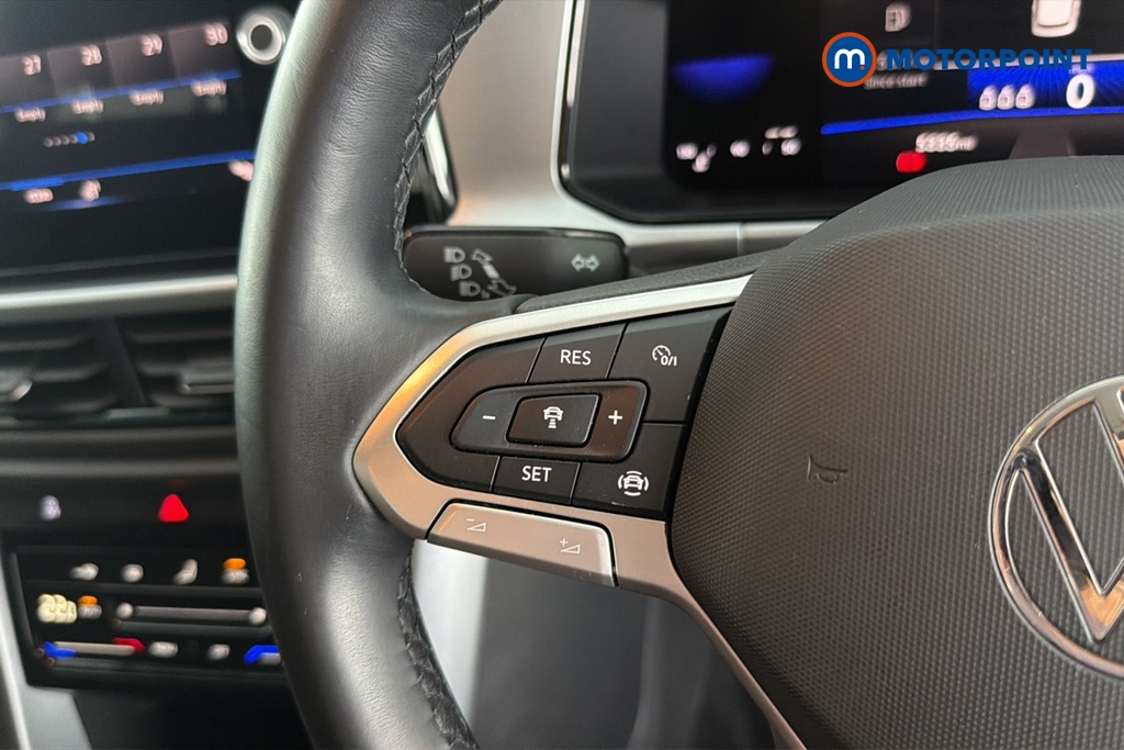 Volkswagen T-Roc Life Manual Petrol SUV - Stock Number (1663696) - 4th supplementary image