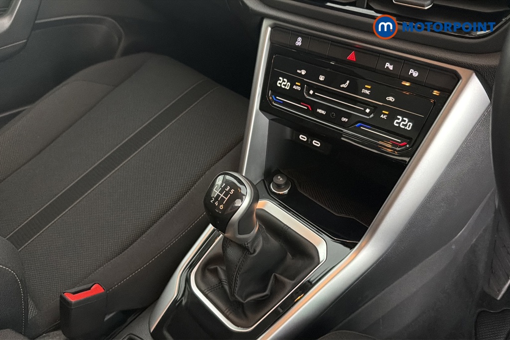 Volkswagen T-Roc Life Manual Petrol SUV - Stock Number (1663696) - 15th supplementary image