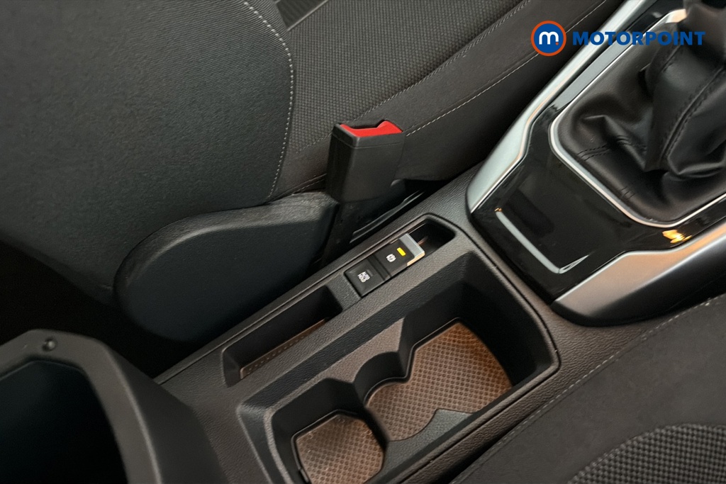 Volkswagen T-Roc Life Manual Petrol SUV - Stock Number (1663696) - 16th supplementary image