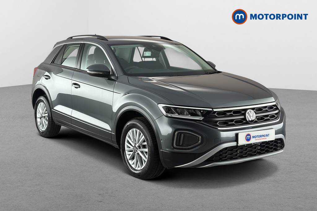 Volkswagen T-Roc Life Manual Petrol SUV - Stock Number (1663696) - Drivers side front corner