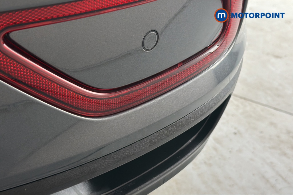Volkswagen T-Roc Life Manual Petrol SUV - Stock Number (1663696) - 39th supplementary image