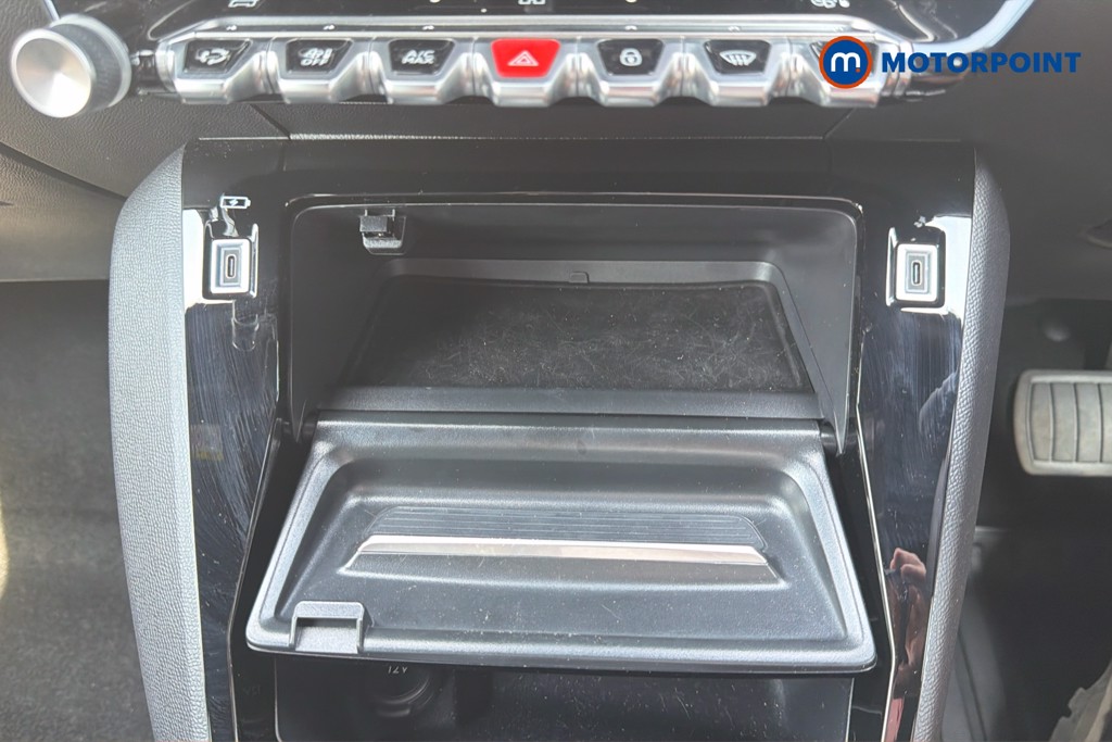 Peugeot 2008 Allure Automatic Petrol SUV - Stock Number (1663856) - 17th supplementary image