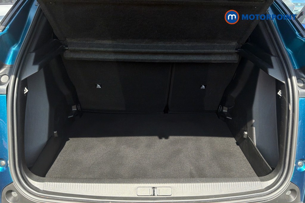 Peugeot 2008 Allure Automatic Petrol SUV - Stock Number (1663856) - 33rd supplementary image