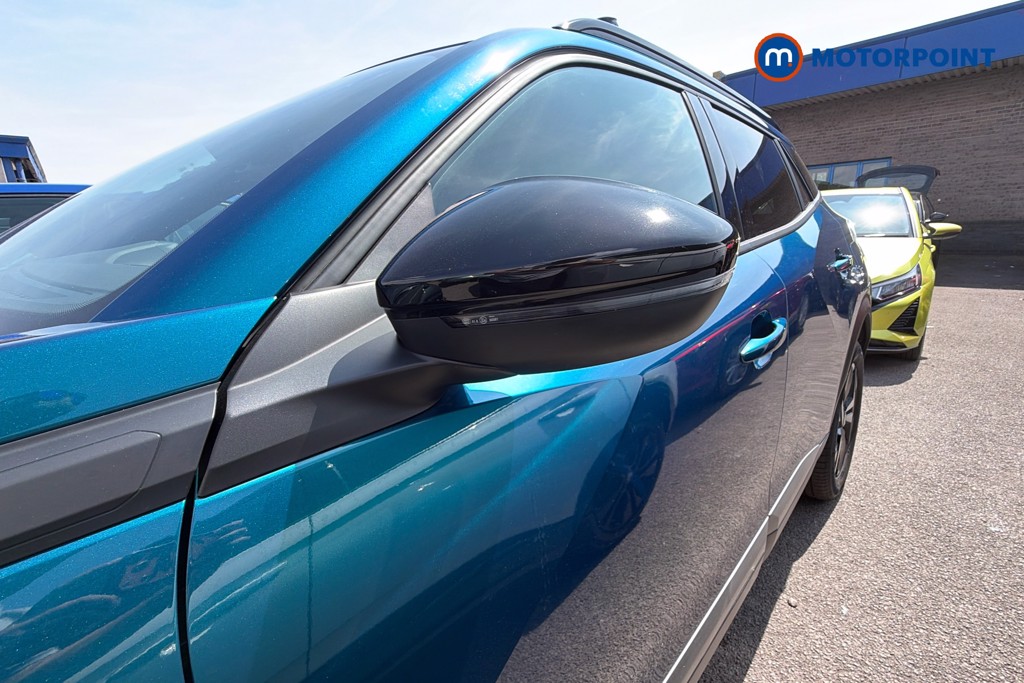 Peugeot 2008 Allure Automatic Petrol SUV - Stock Number (1663856) - 43rd supplementary image
