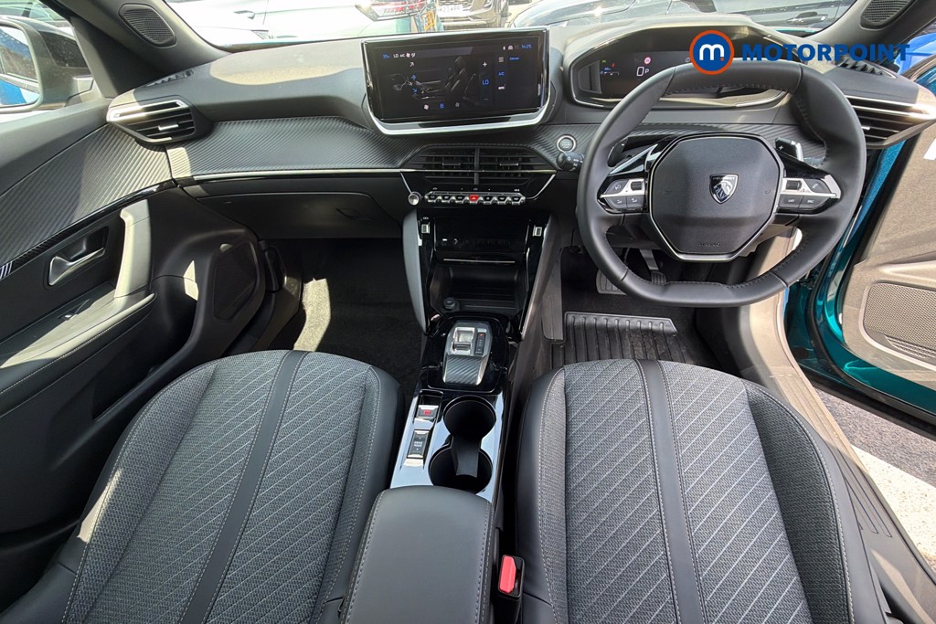 Peugeot 2008 Allure Automatic Petrol SUV - Stock Number (1663856) - 1st supplementary image