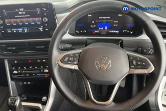 Volkswagen T-Roc Match Manual Petrol SUV - Stock Number (1664122) - 2nd supplementary image